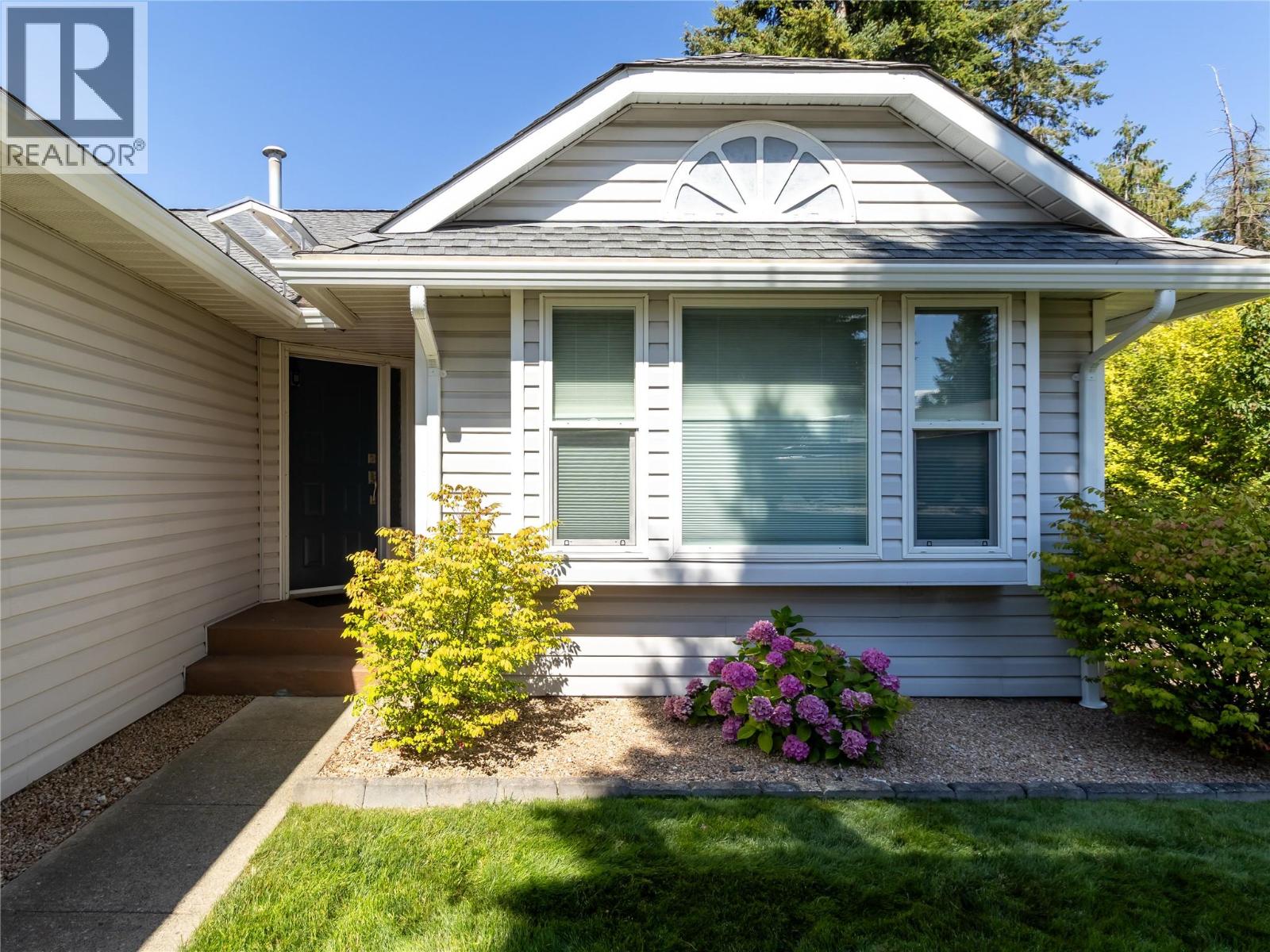 211 15 Street NE - 32