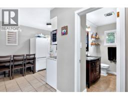 1721 Brunner Avenue, Kamloops, BC V2B4K1 Photo 12
