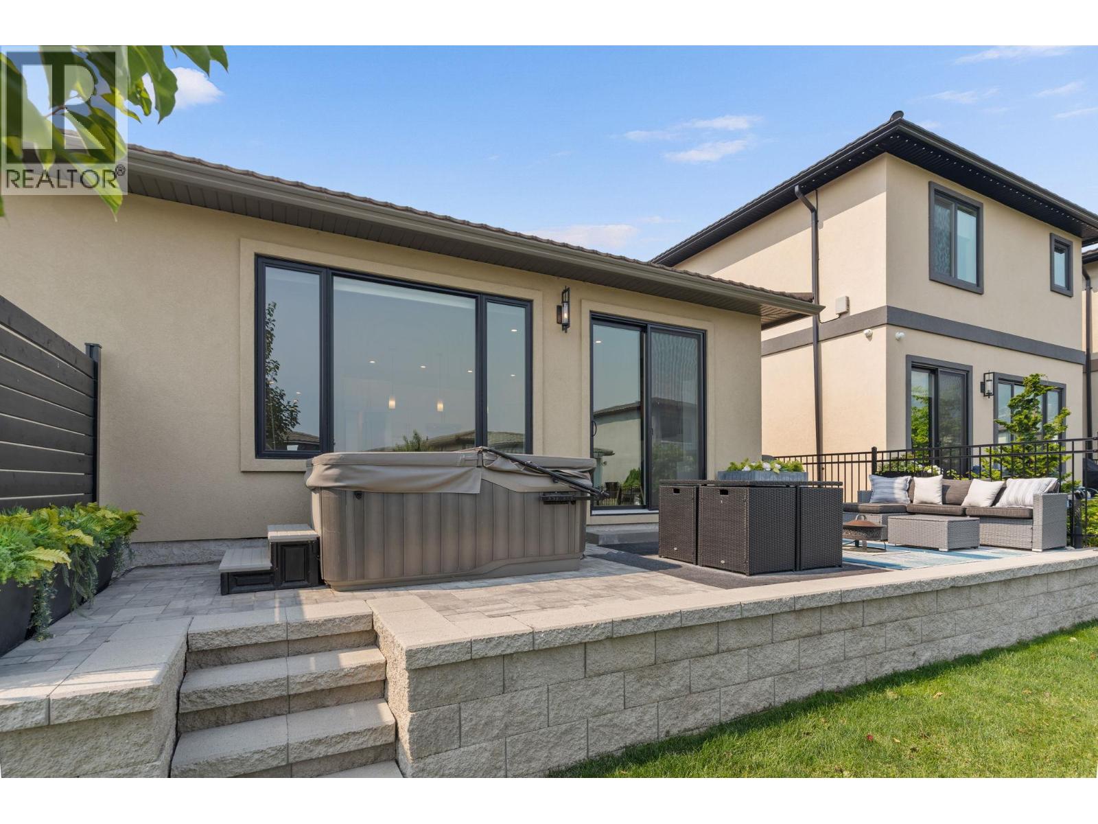  1871 Viewpoint Crescent, Westbank