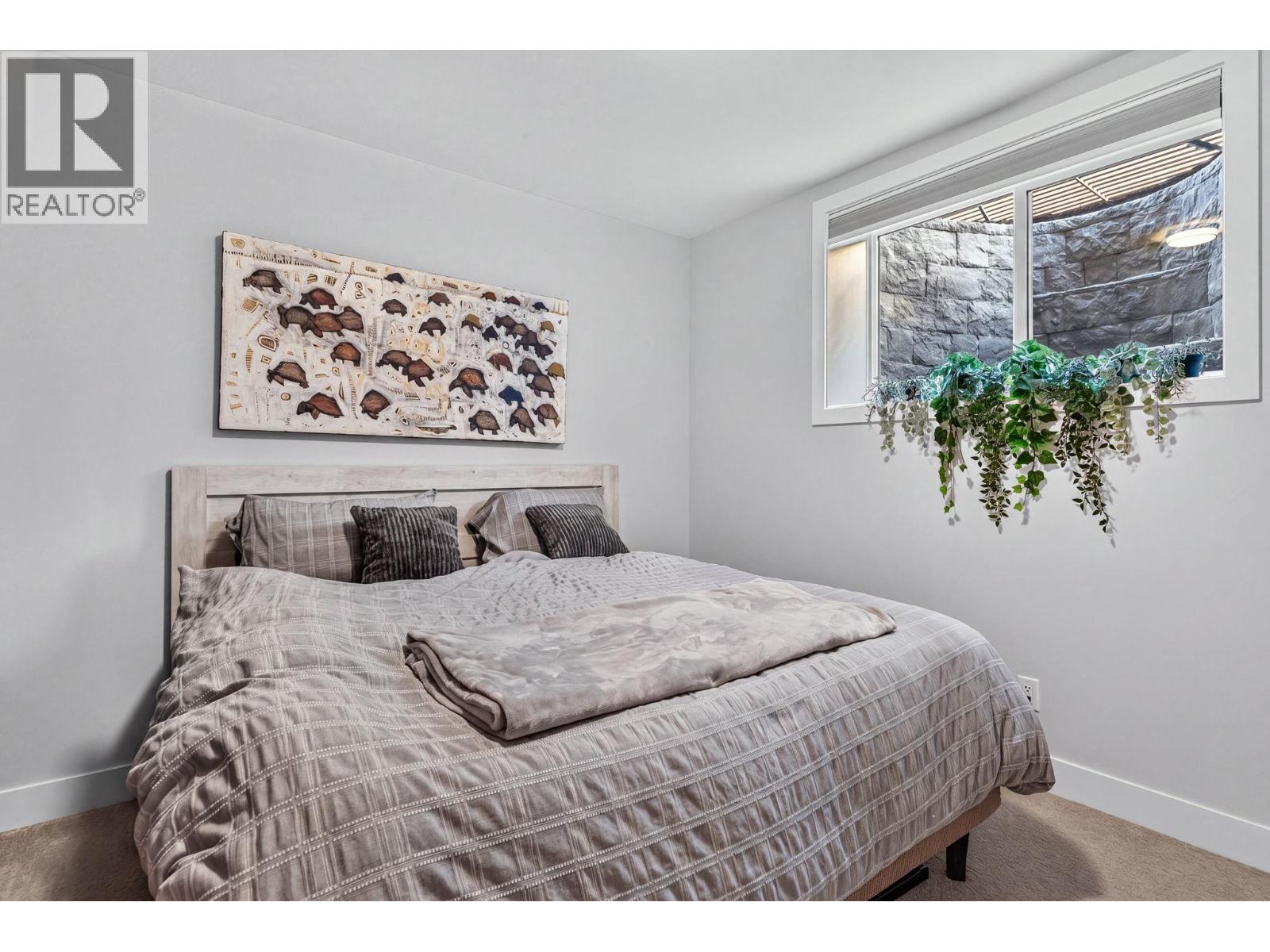  1871 Viewpoint Crescent, Westbank