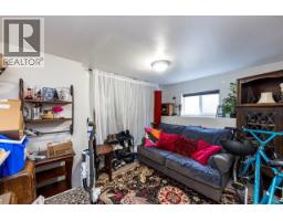 1737 Larson Road, North Vancouver, BC V7M2Z4 Photo 18