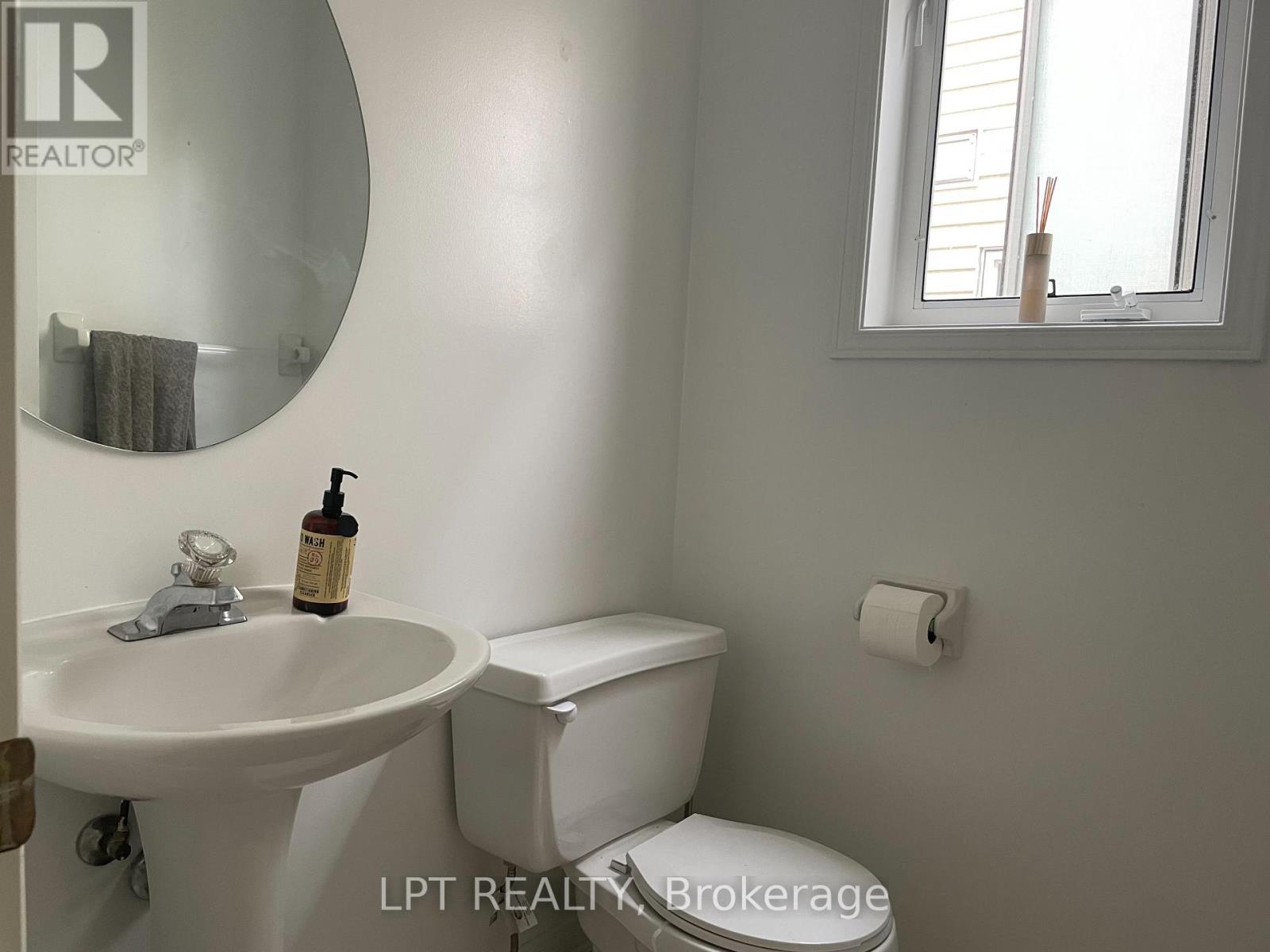 4 Bed, 4 Bath House for Rent in Ottawa – 41 HIGHMONT COURT, Ottawa – MLS# X13647876 - Image 17