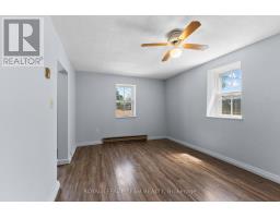 42 Bonnechere Street S, Renfrew, ON K7V1Z1 Photo 9
