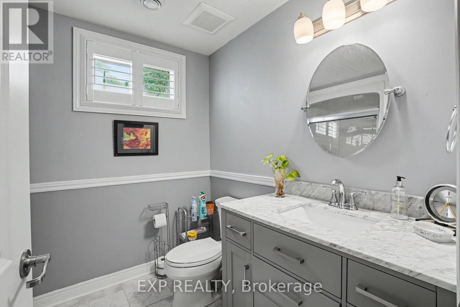 62 ANDREW LANE - Image 32
