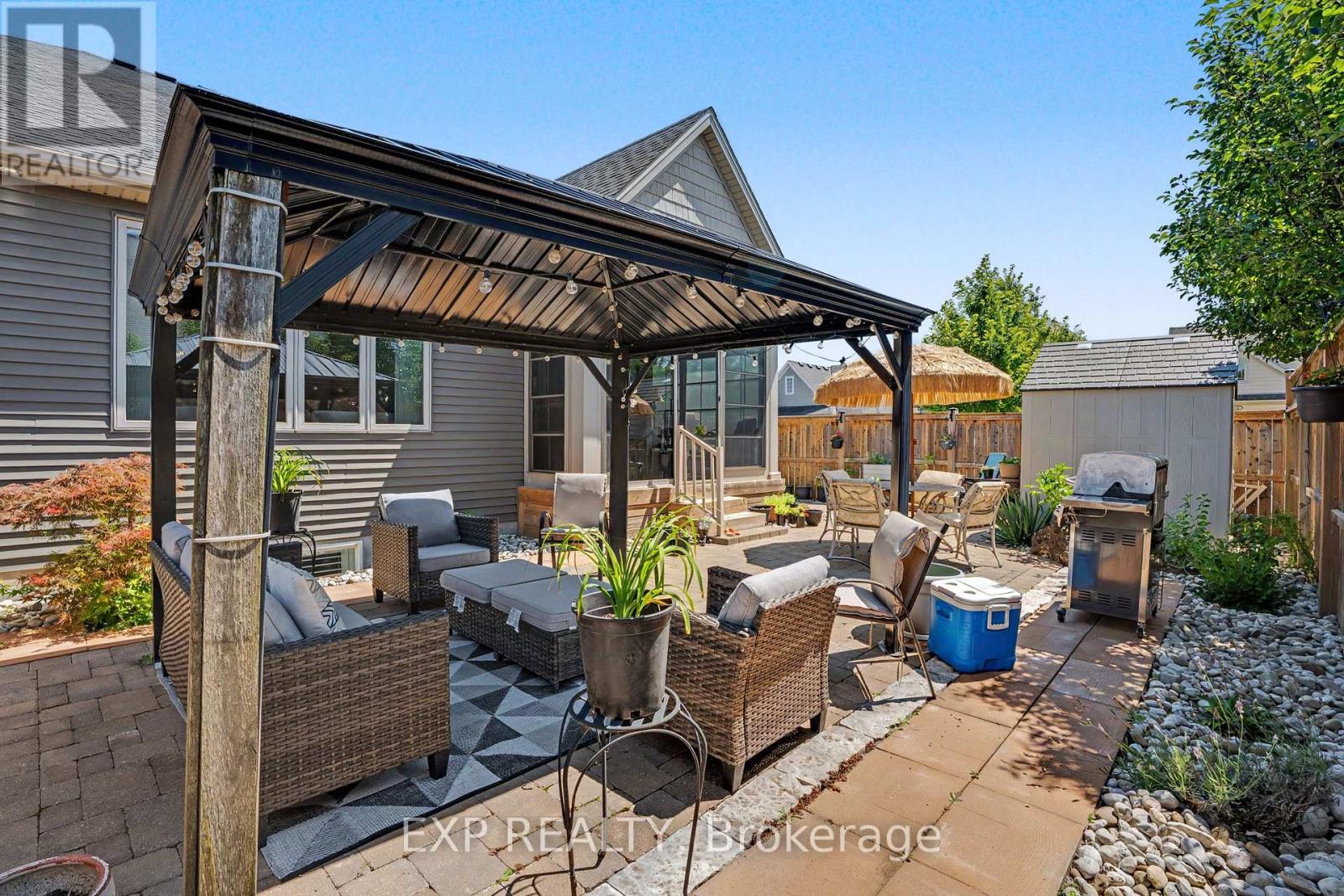 62 ANDREW LANE - Image 38