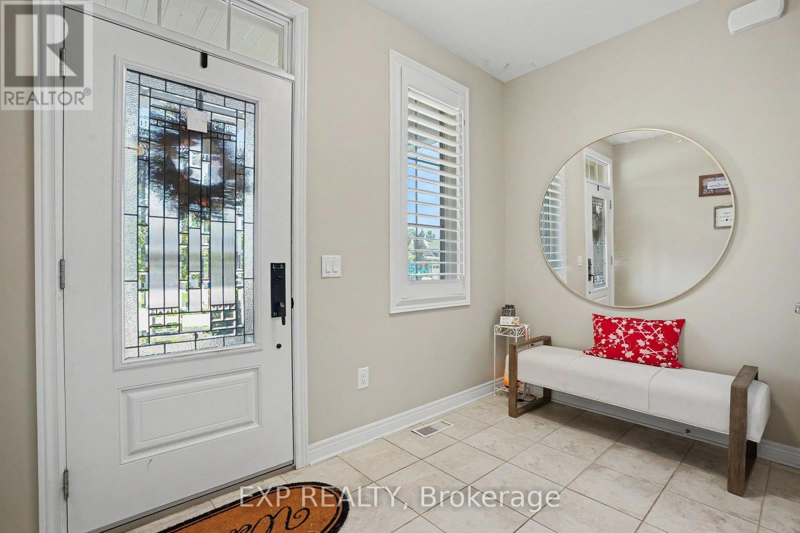 62 ANDREW LANE - Image 5
