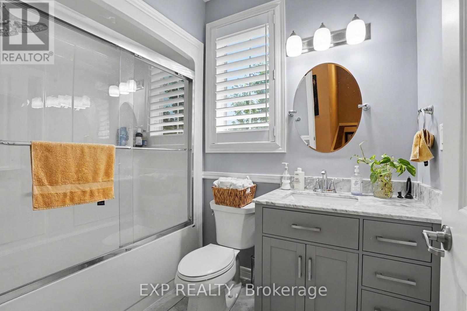 62 ANDREW LANE - Image 7