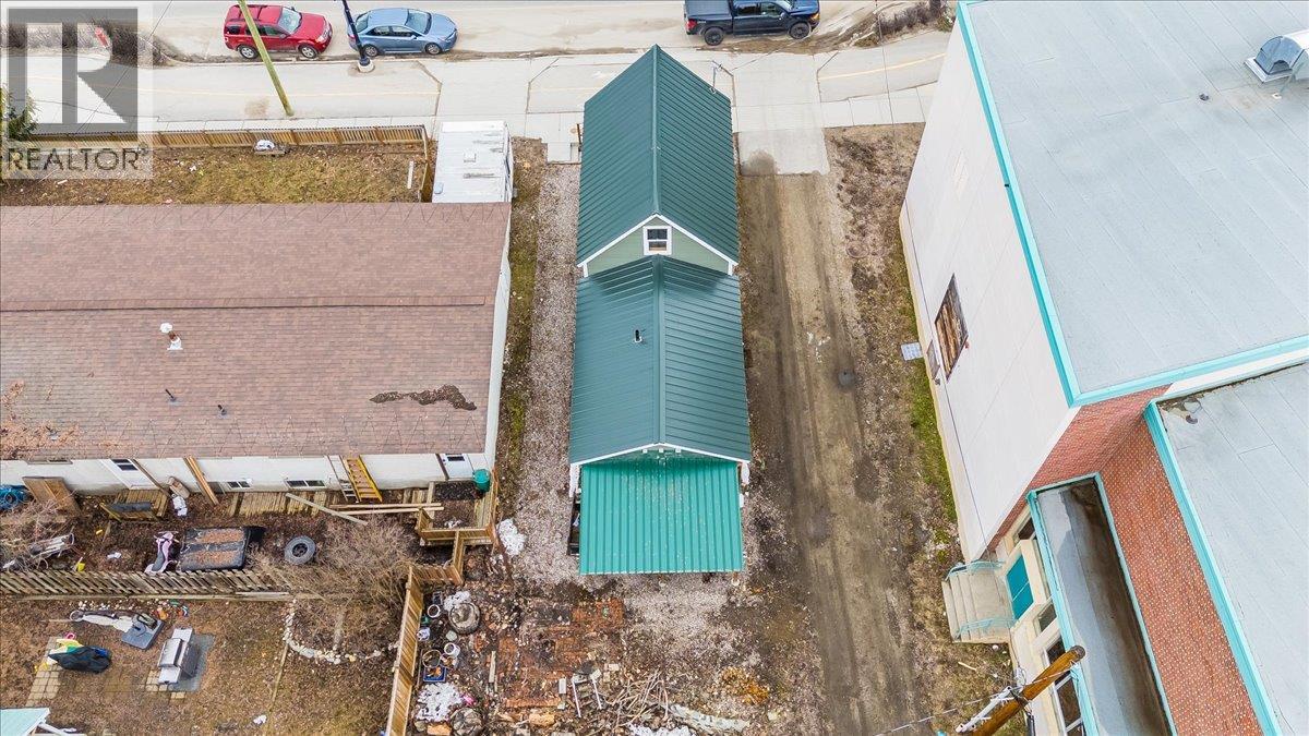 2342 Washington Street, Rossland