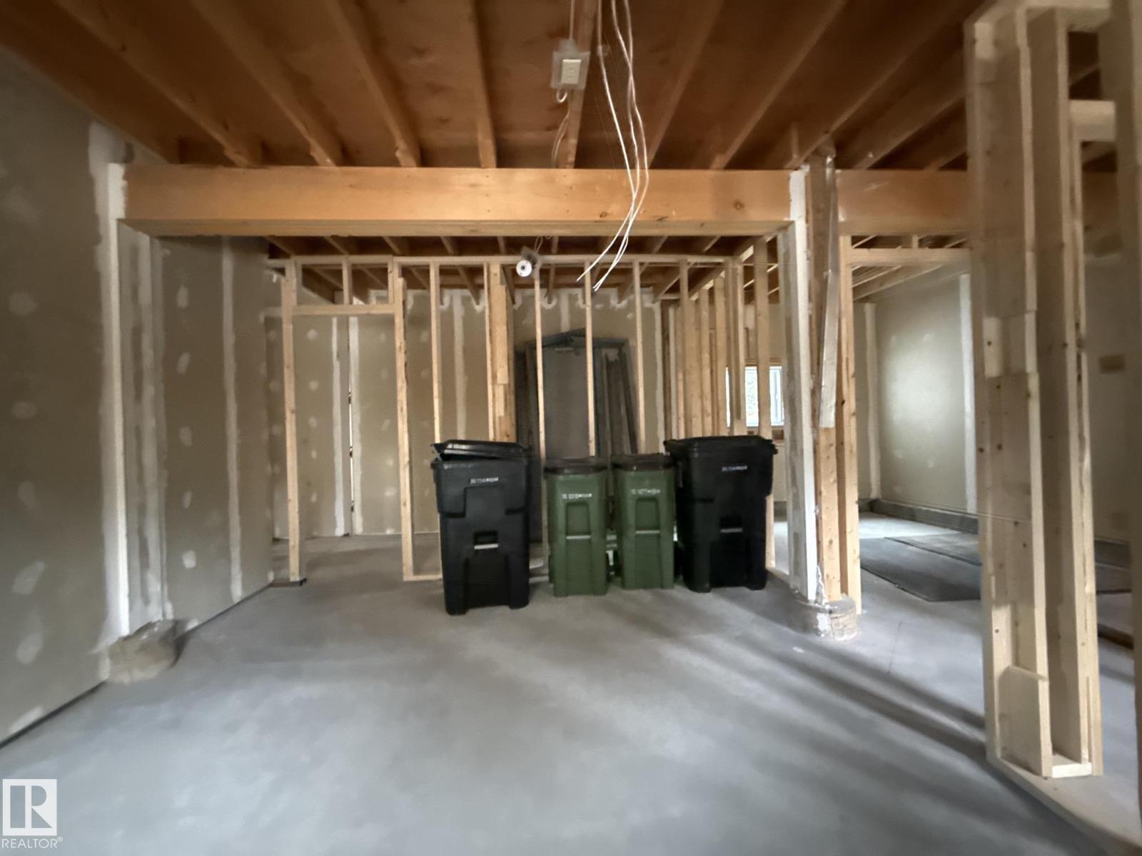 8732 101 AV NW - Image 72