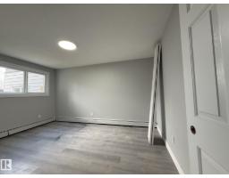 Additional bedroom - 8732 101 Av Nw, Edmonton, AB T5H0A9 Photo 10