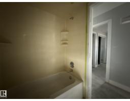 8732 101 Av Nw, Edmonton, AB T5H0A9 Photo 30