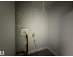 8732 101 Av Nw, Edmonton, AB T5H0A9 Photo 38