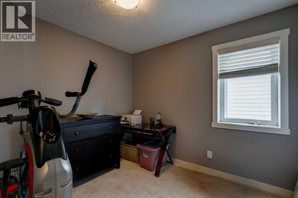 6 Elgin Meadows Road SE - 18