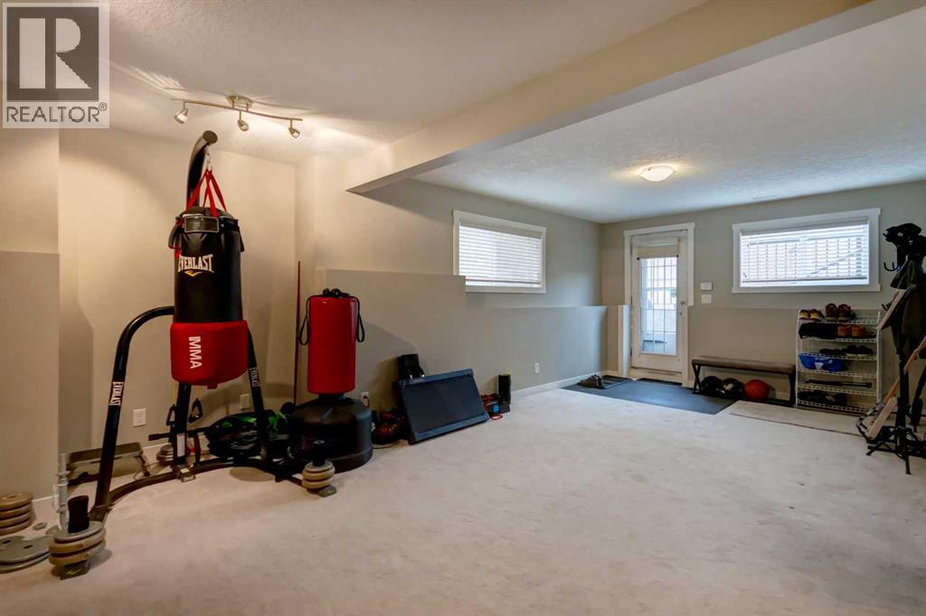 6 Elgin Meadows Road SE - 20
