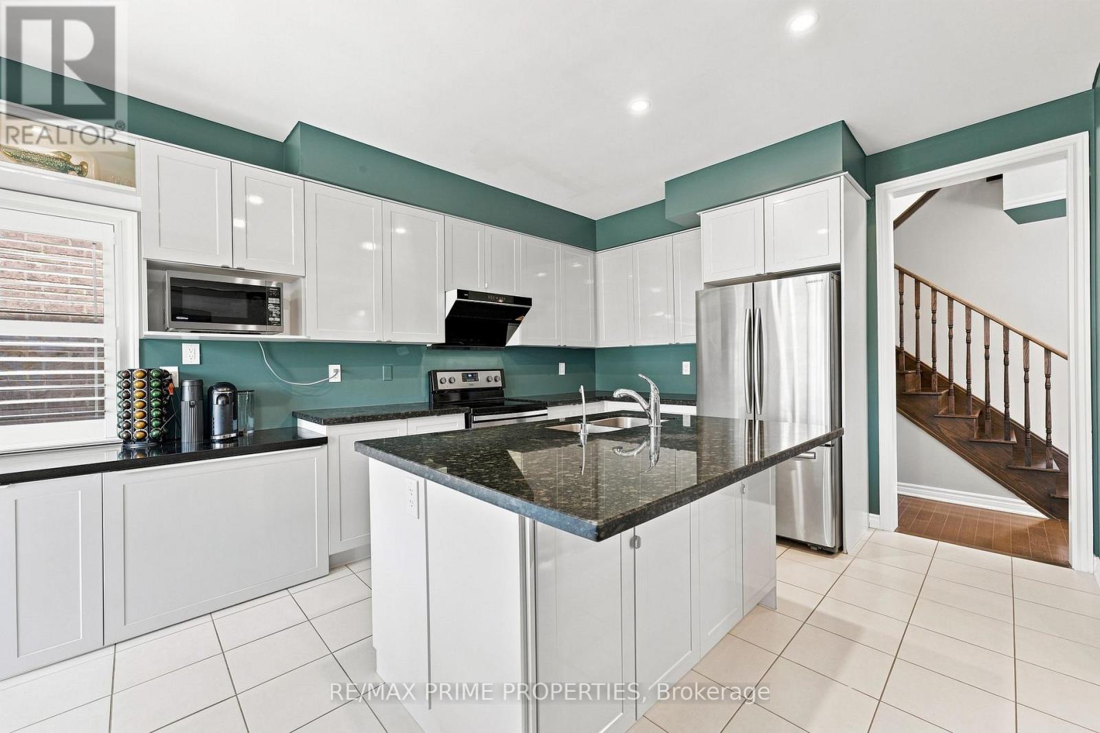 1469 FARROW CRESCENT - 7