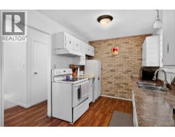 Full bathroom - 1904 22nd Street, Vernon, BC V1T7G2 Photo 8