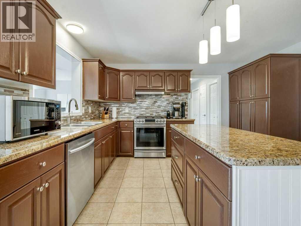 338 Deer Run Place W - 14