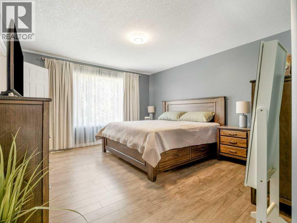 338 Deer Run Place W - 23