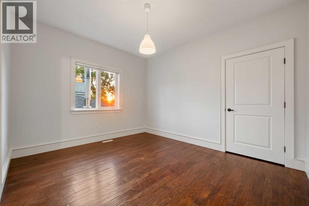 1910 29 Avenue SW - Image 25