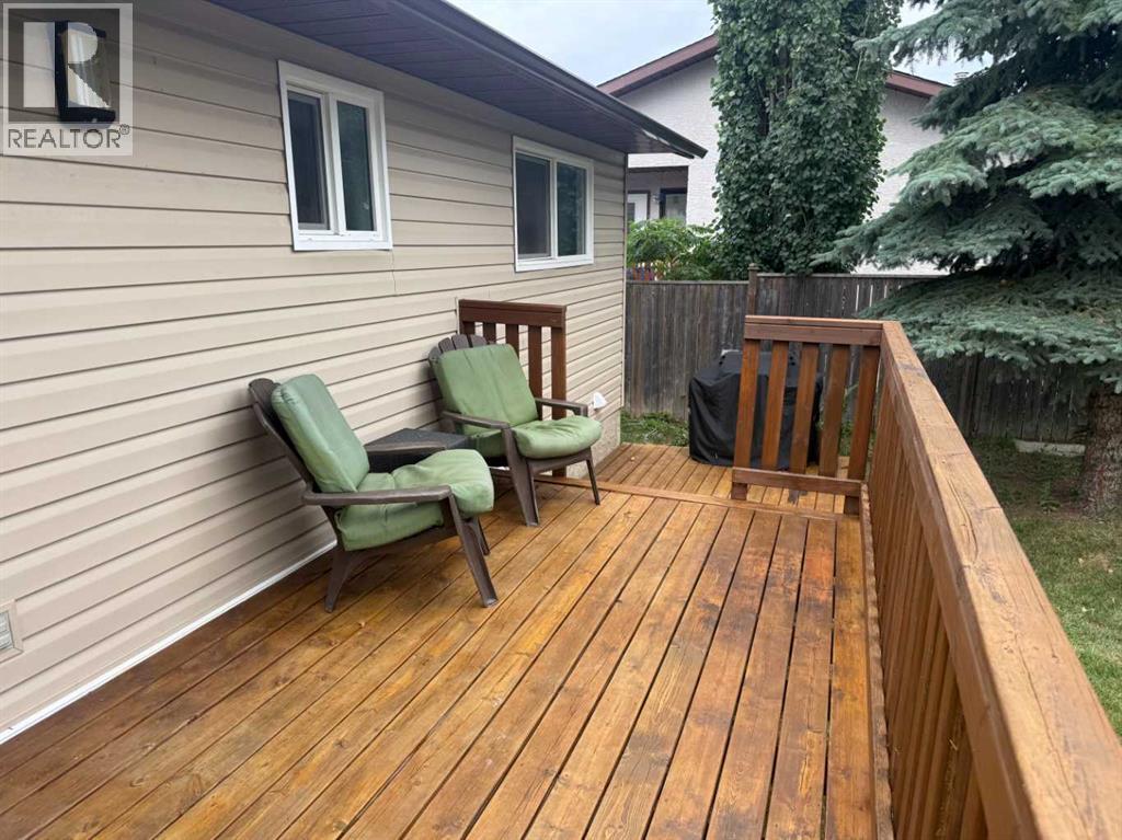 4412 45 Avenue - Photo 13
