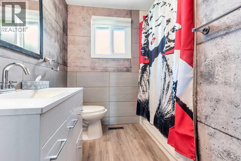 4412 45 Avenue - Photo 24