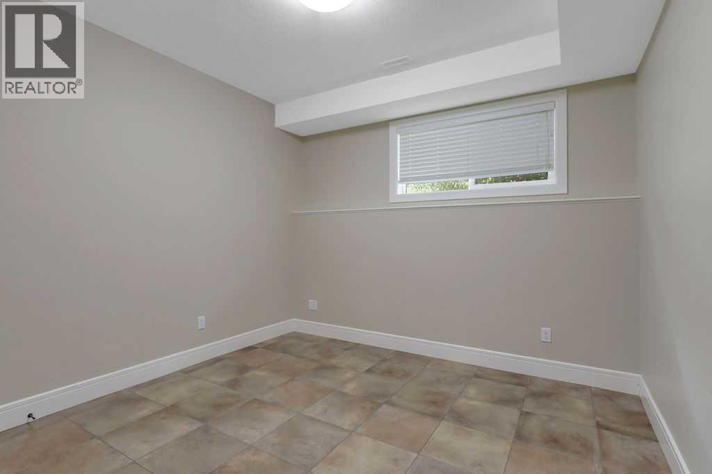 5524 35 Street - 31