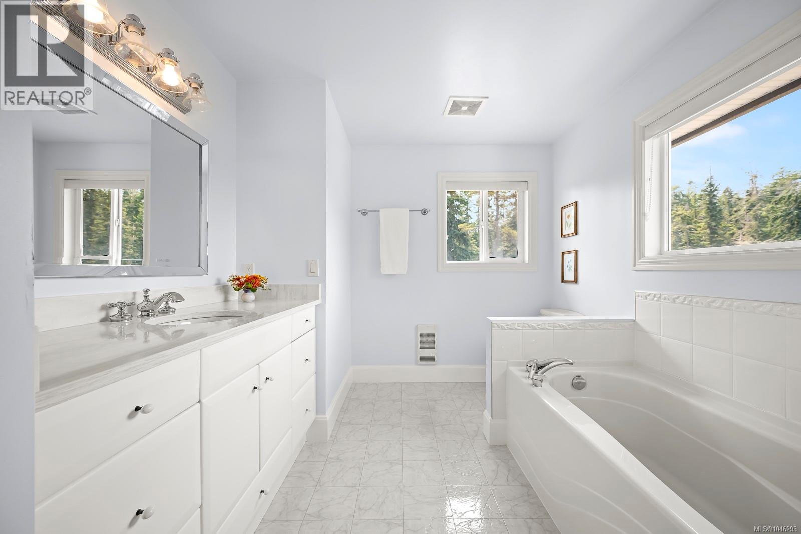 485 Southwind Rd, Comox