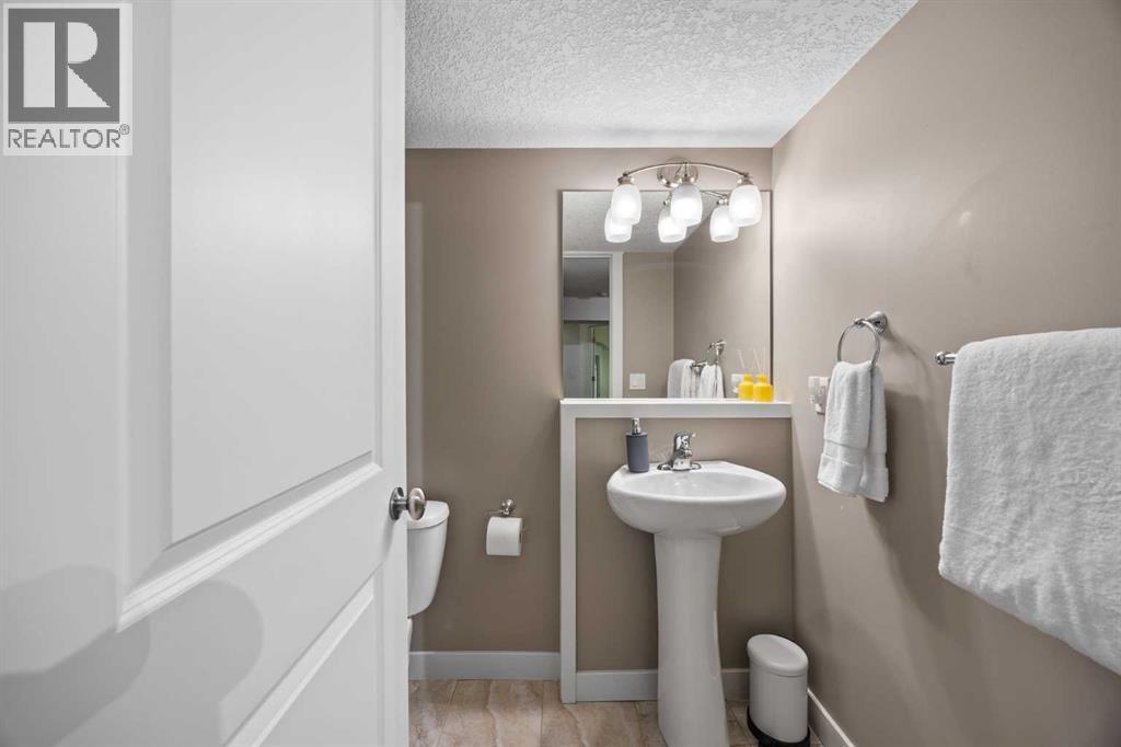 #1 4711 17 Avenue NW - Image 35