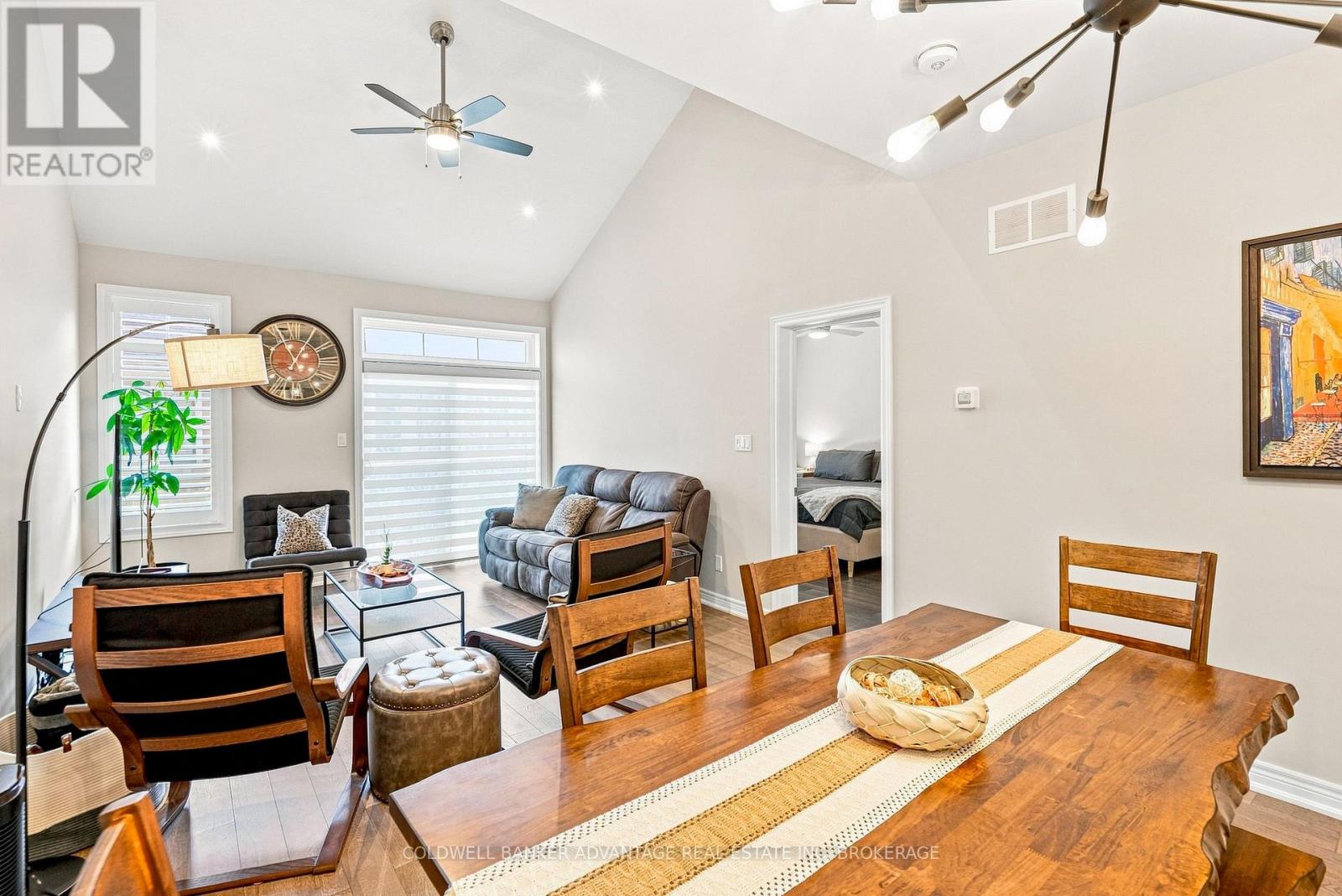 11 DANDURAND COURT - 11