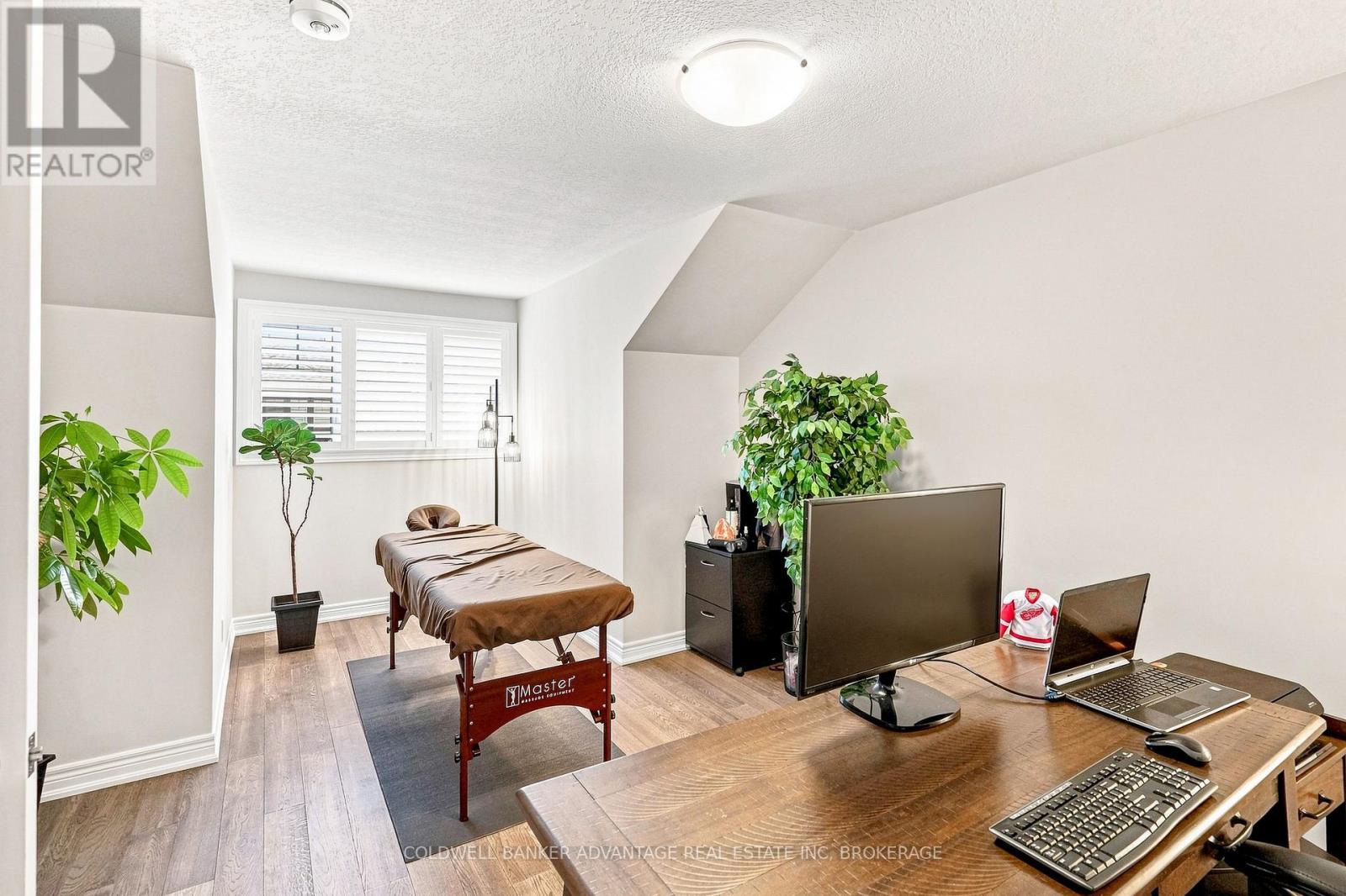 11 DANDURAND COURT - 23
