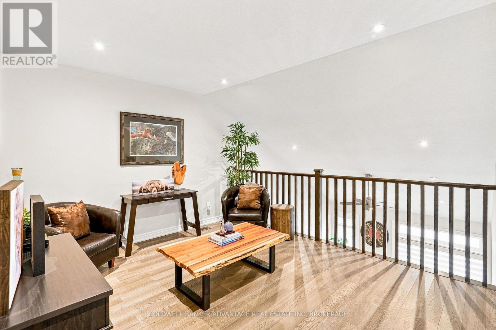 11 DANDURAND COURT - 24