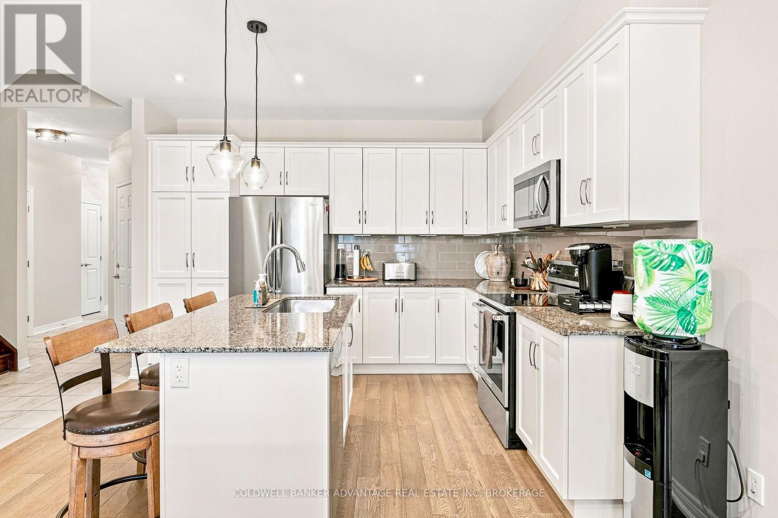11 DANDURAND COURT - 7
