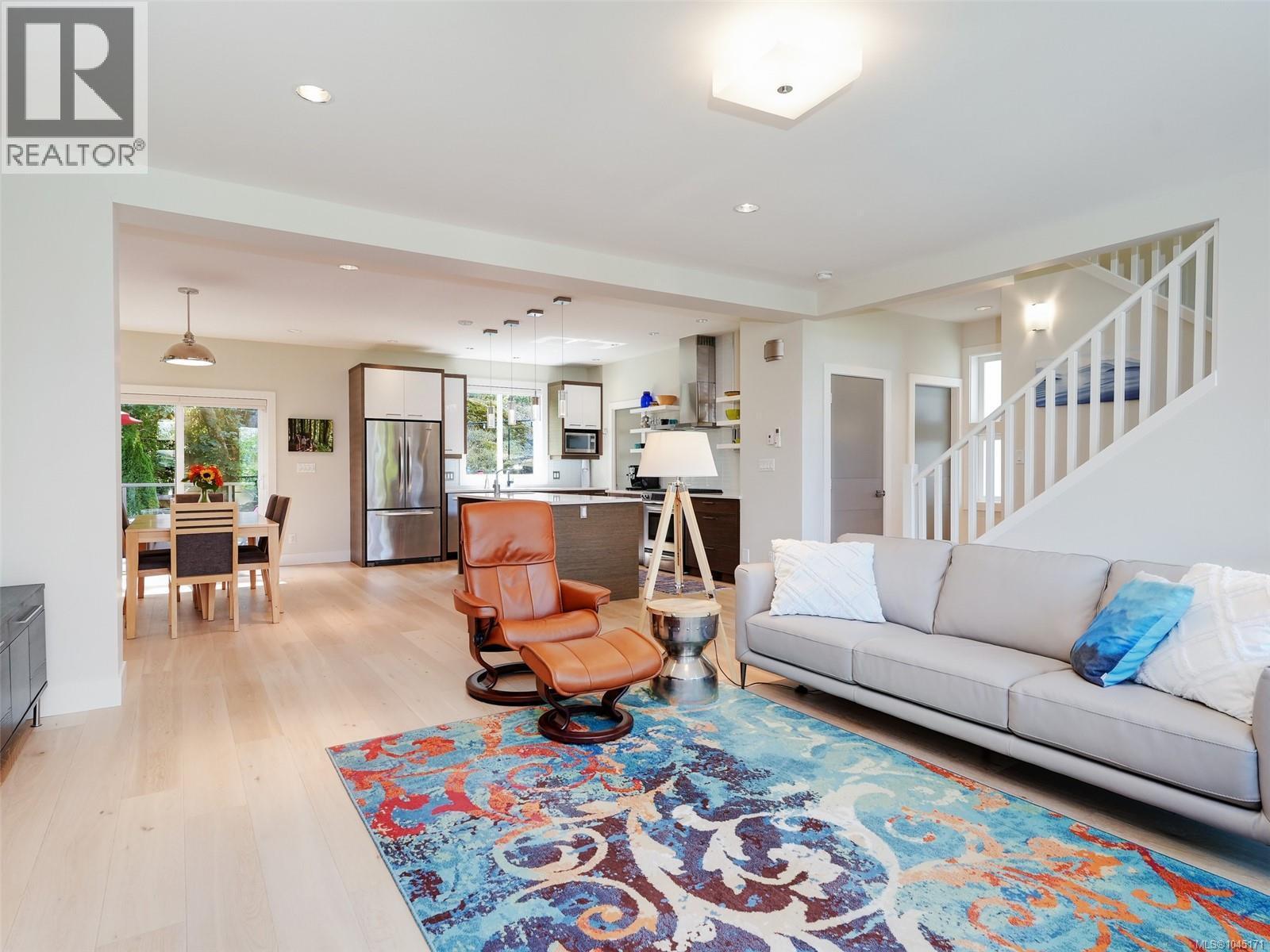 488 Regency Pl - Image 3