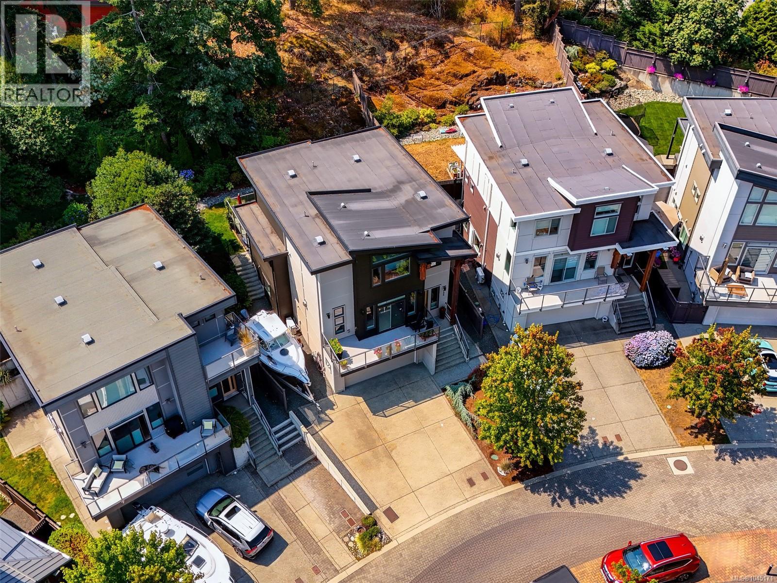 488 Regency Pl - Image 31