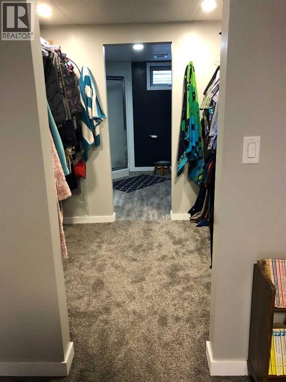 8621 100 Street - Image 10