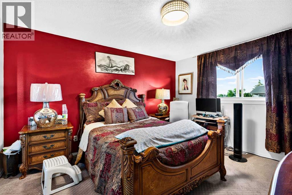 4726 44 Avenue NE - Image 39