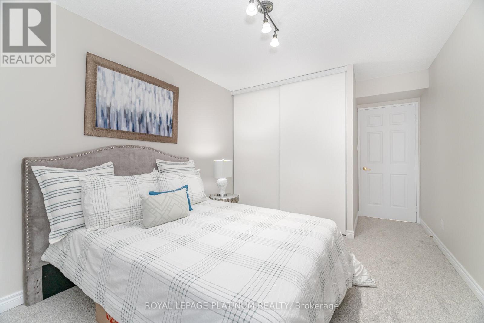 #703 156 ENFIELD PLACE - 22