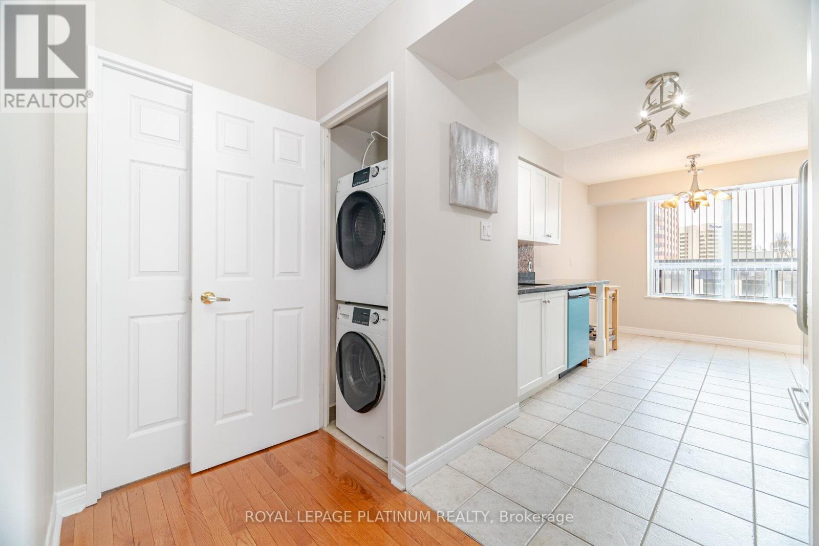 #703 156 ENFIELD PLACE - 25