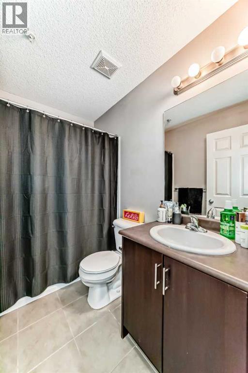 #211 3950 46 Avenue NW - 23