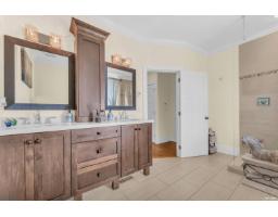 15305 29a Avenue, White Rock, BC V4P1G7 Photo 16