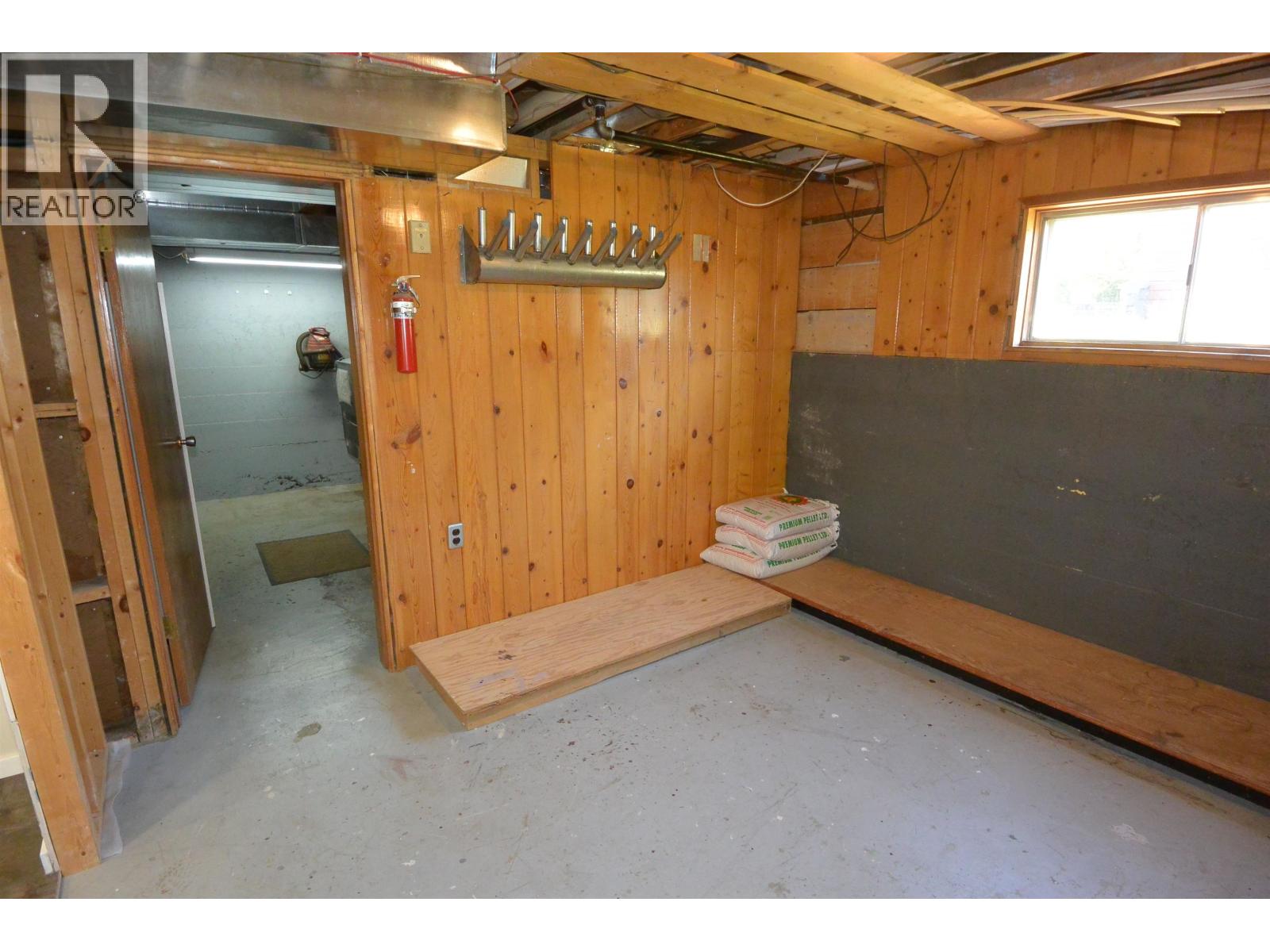 2181 TWEEDIE AVENUE - 20