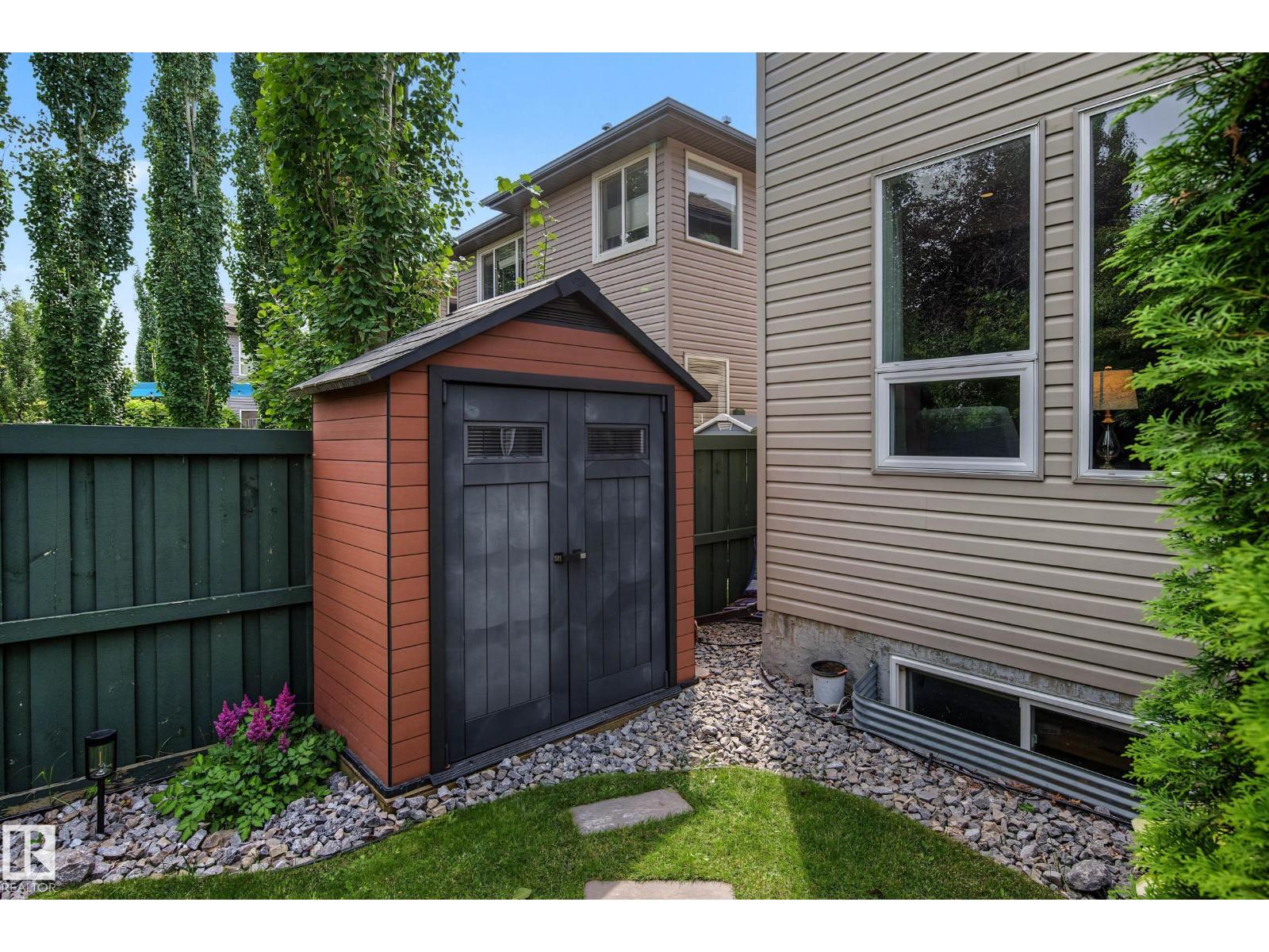 11940 21 AV SW - Image 42