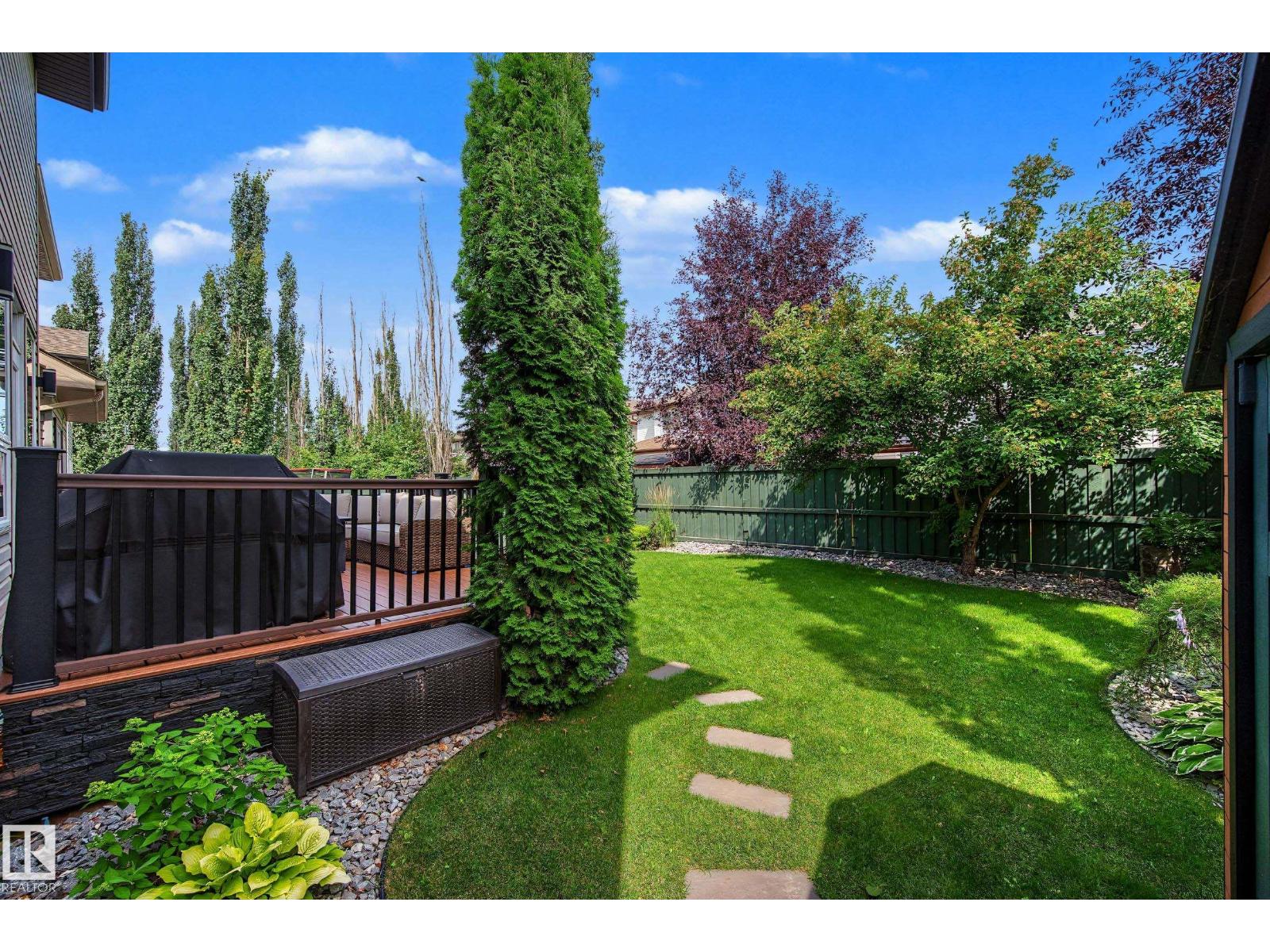 11940 21 AV SW - Image 44