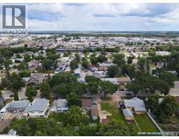 1713 D Avenue N, Saskatoon, SK S7L1N7 Photo 12