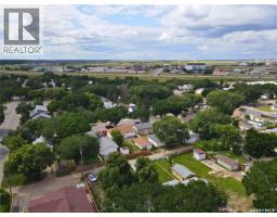 1713 D Avenue N, Saskatoon, SK S7L1N7 Photo 6