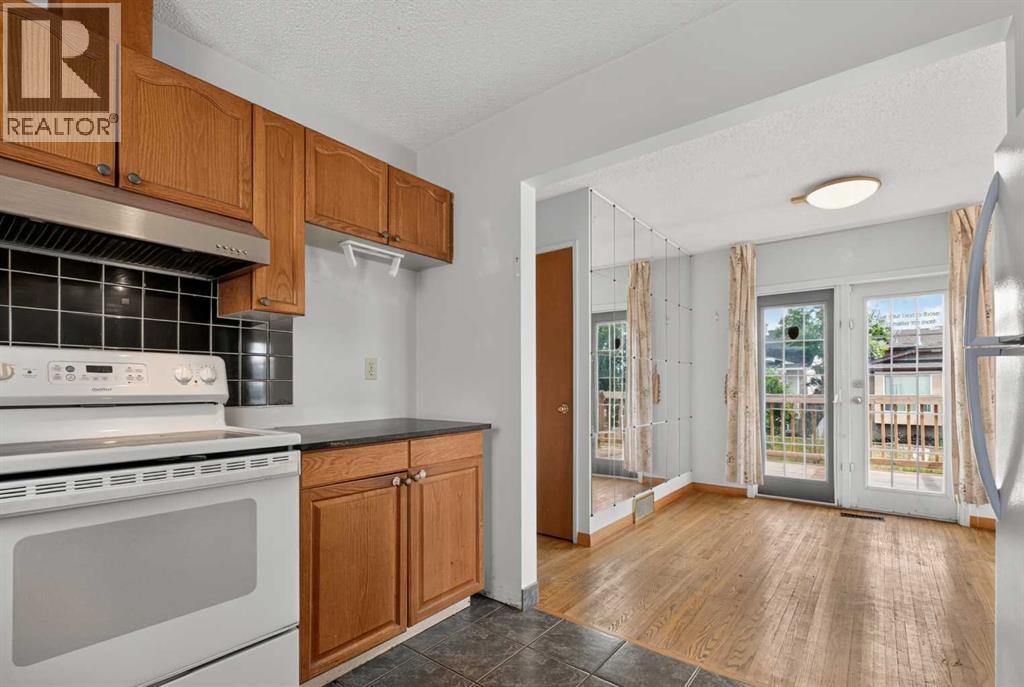 68 Erin Park Drive SE - 9