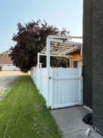 Primary Bedroom - 156 Railroad Avenue E, Morris, MB R0G1K0 Photo 6