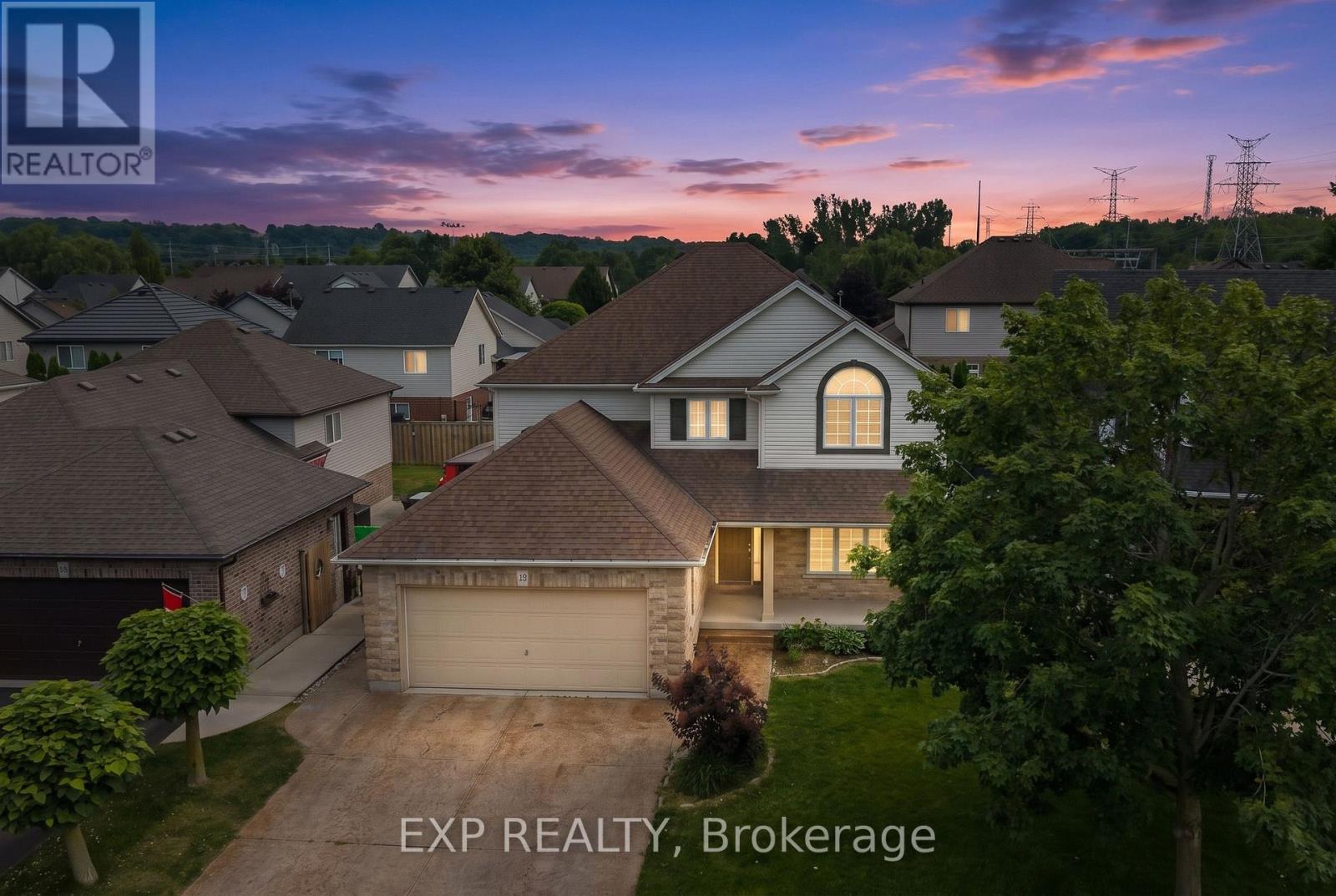 18 BRIARWOOD DRIVE - 2