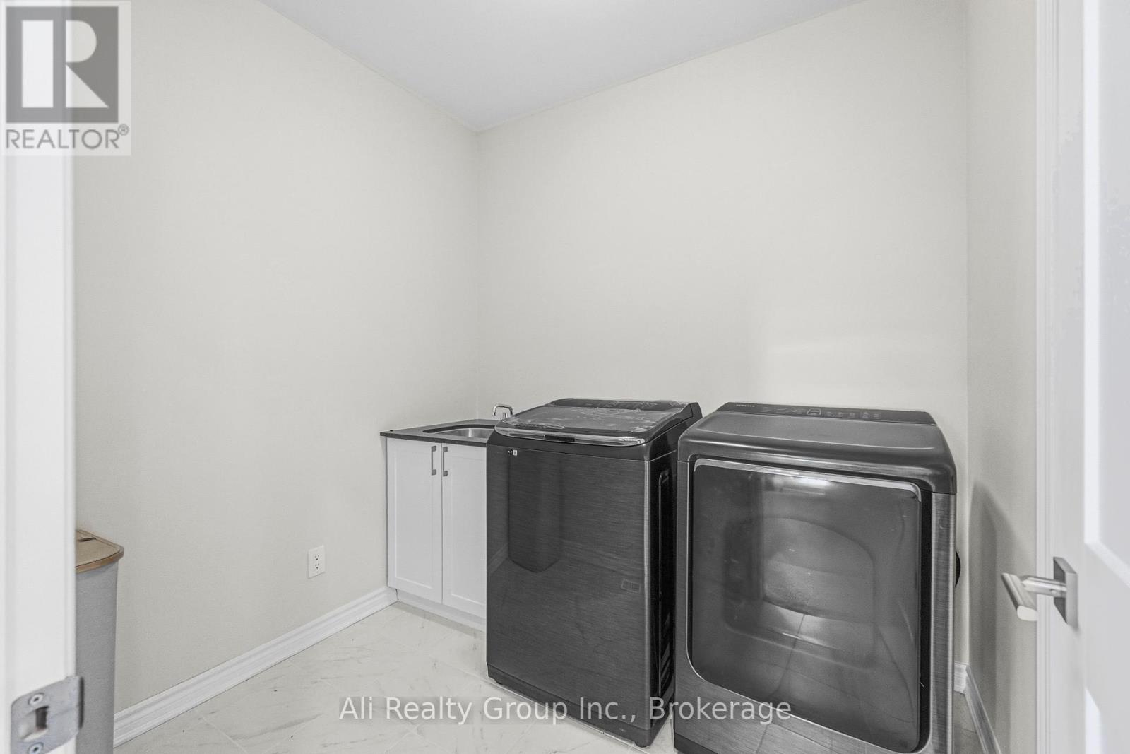 4 Bed, 4 Bath House for Rent in Ottawa – 38 MUDMINNOW CRESCENT, Ottawa – MLS# X13648040 - Image 30
