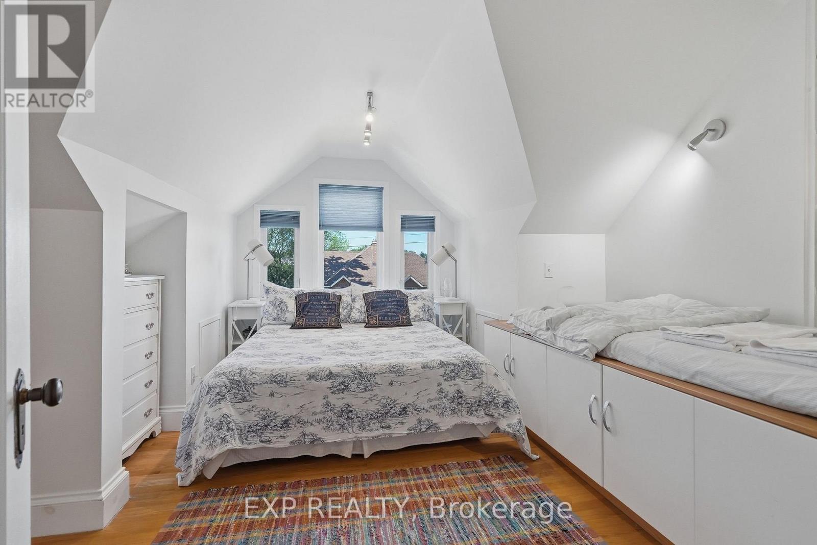 4 Bed, 3 Bath House for Sale in Ottawa – 421 HAMILTON AVENUE S, Ottawa – MLS# X13648052 - Image 28